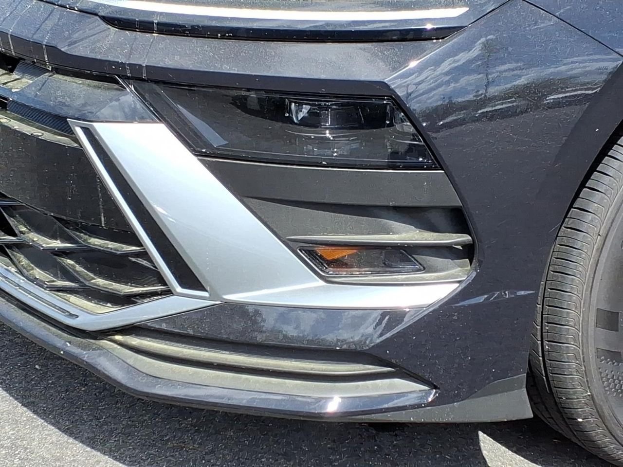 New 2026 Carbon Blue Hyundai SE image 10