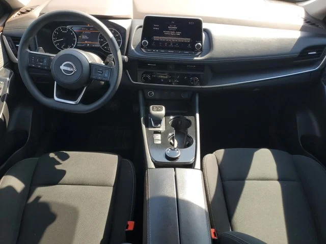 Used 2023 Gray Nissan S image 13