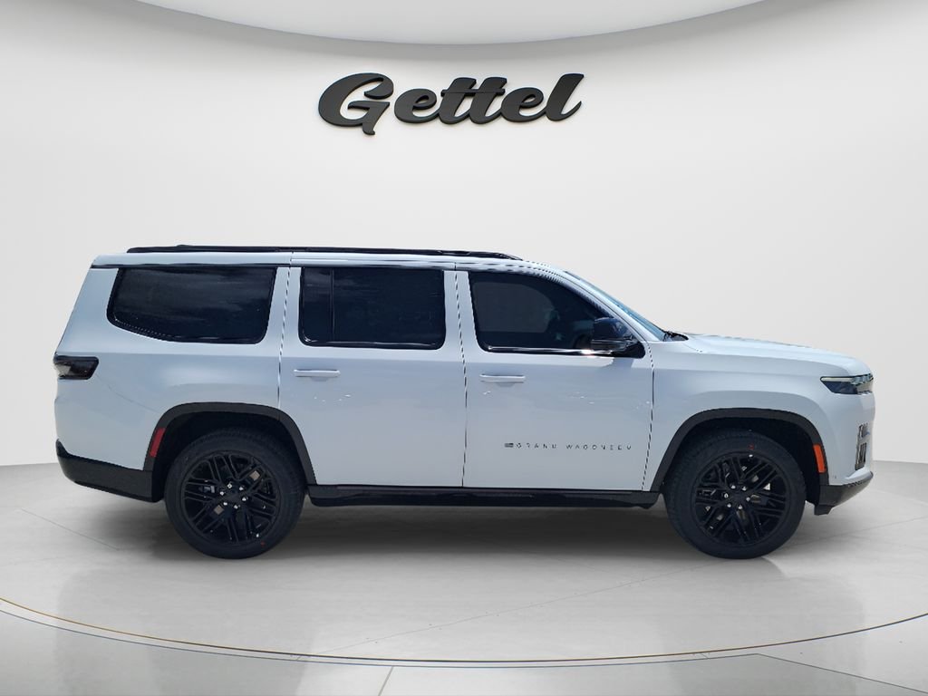 New 2026 Bright White Clear-Coat Exterior Paint Jeep Limited Reserve image 4