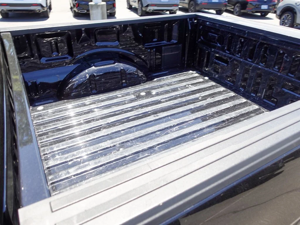 Used 2024 Agate Black Metallic Ford XLT image 10
