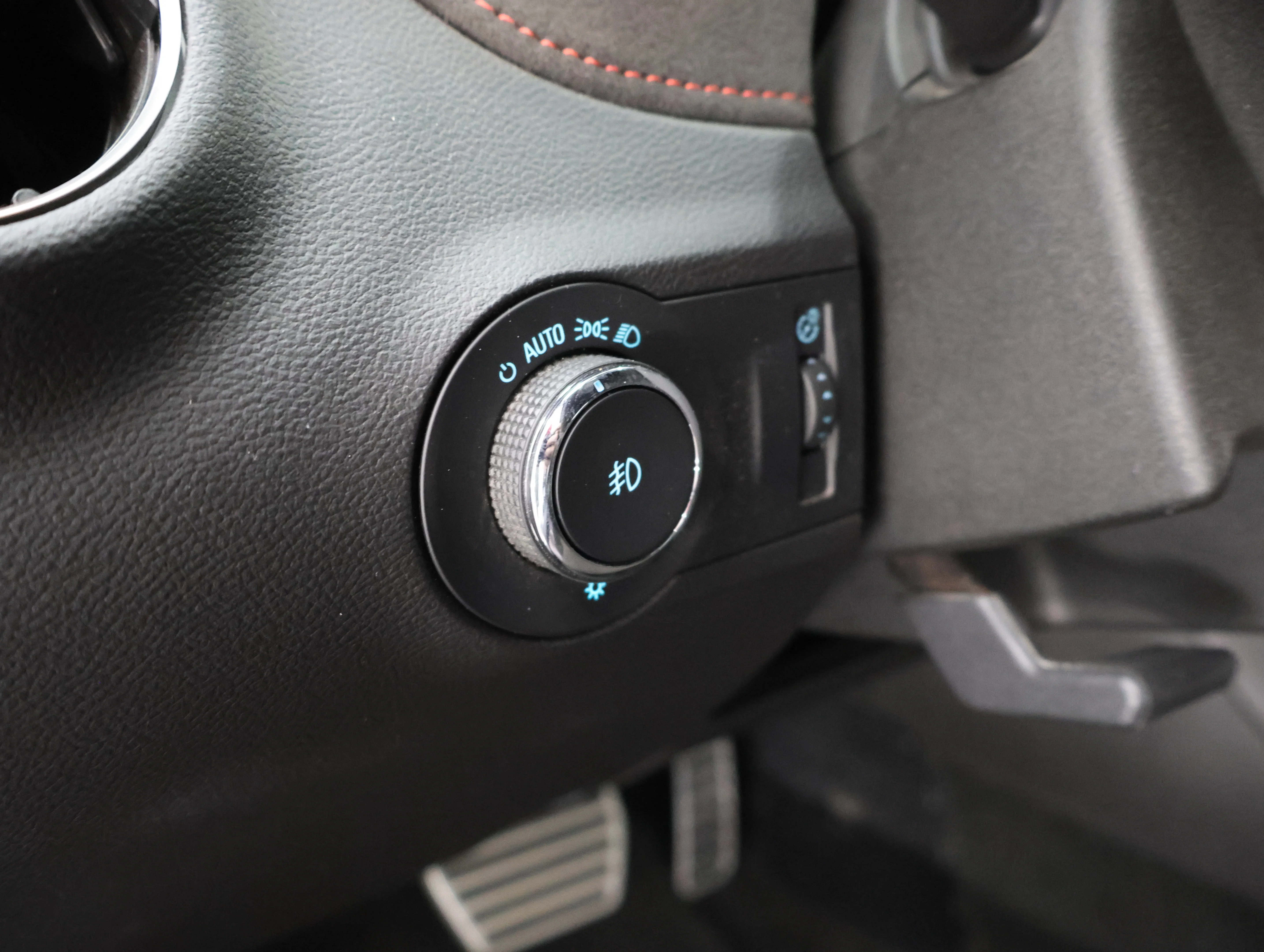 Used 2015 Black Chevrolet ZL1 image 36
