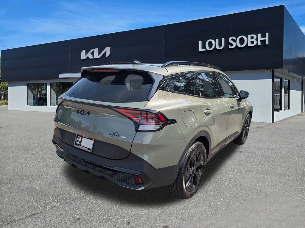 New 2025 Jungle Green Kia X-Line Prestige image 4