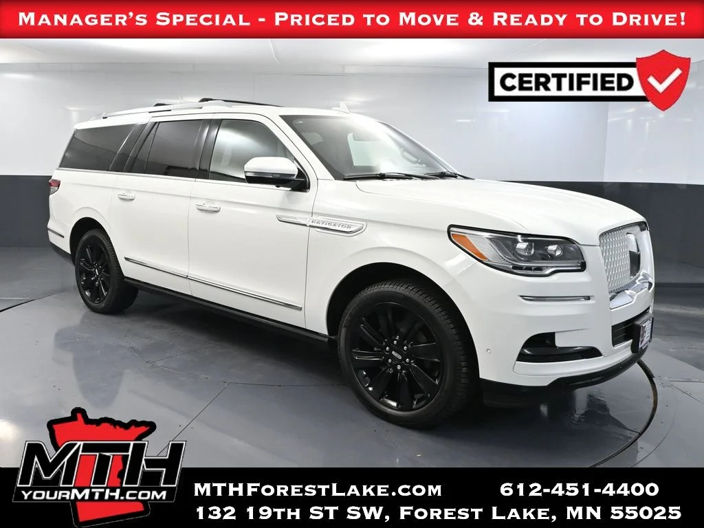 2024 Lincoln Navigator L Reserve's photo