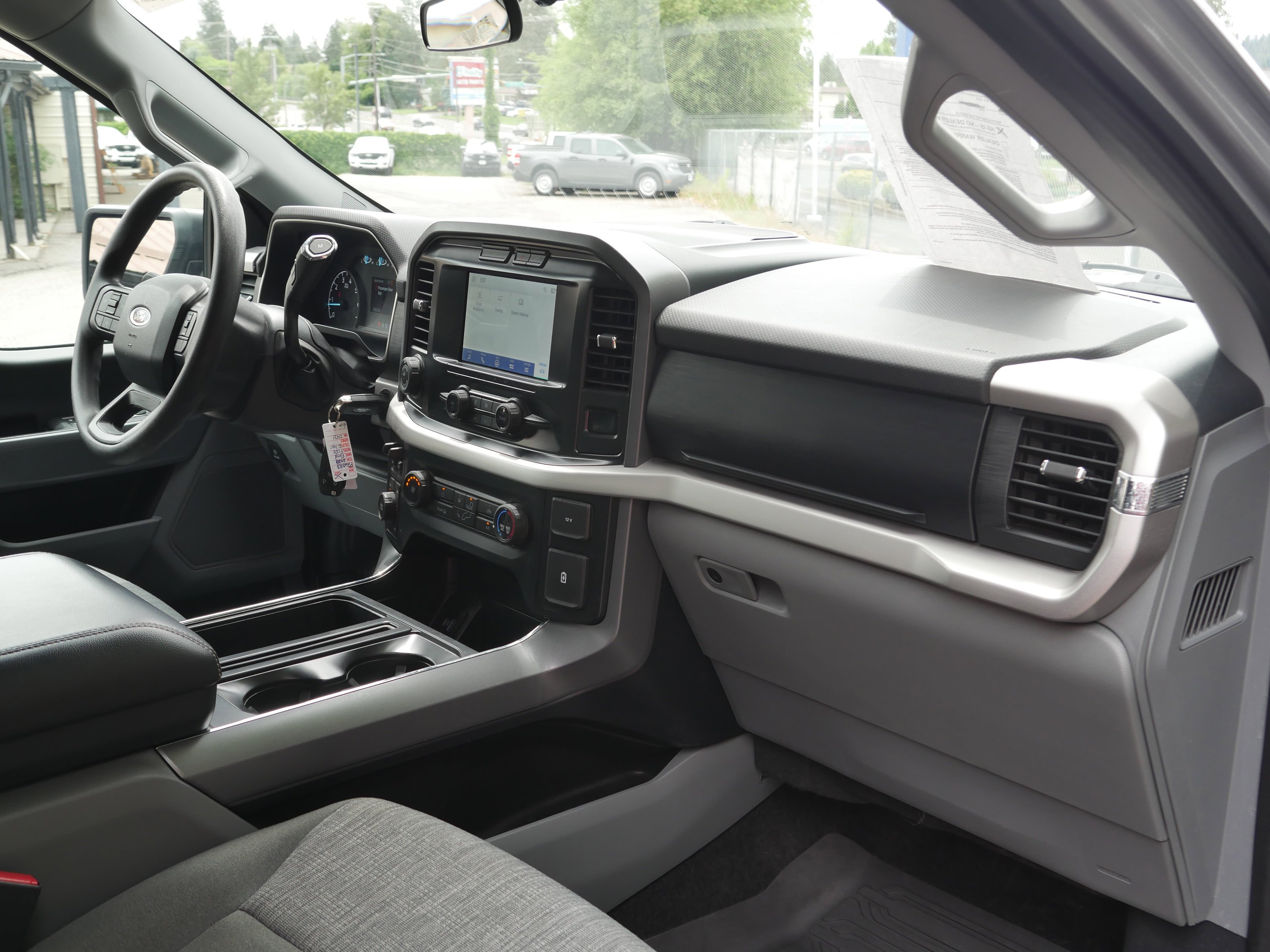 Used 2022 Iconic Silver Metallic Ford XLT image 25