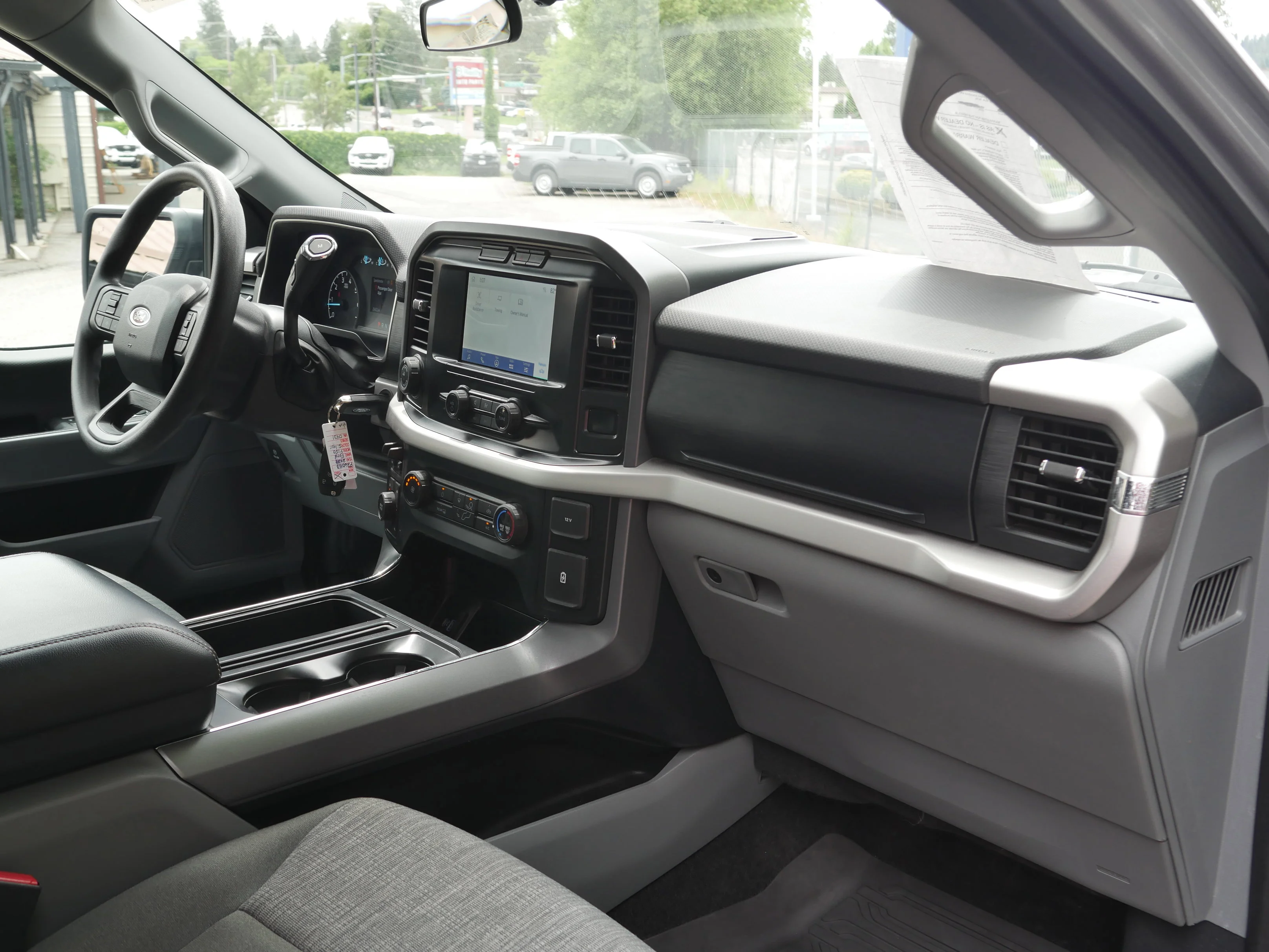 Certified Used 2022 Silver Ford XLT image 25