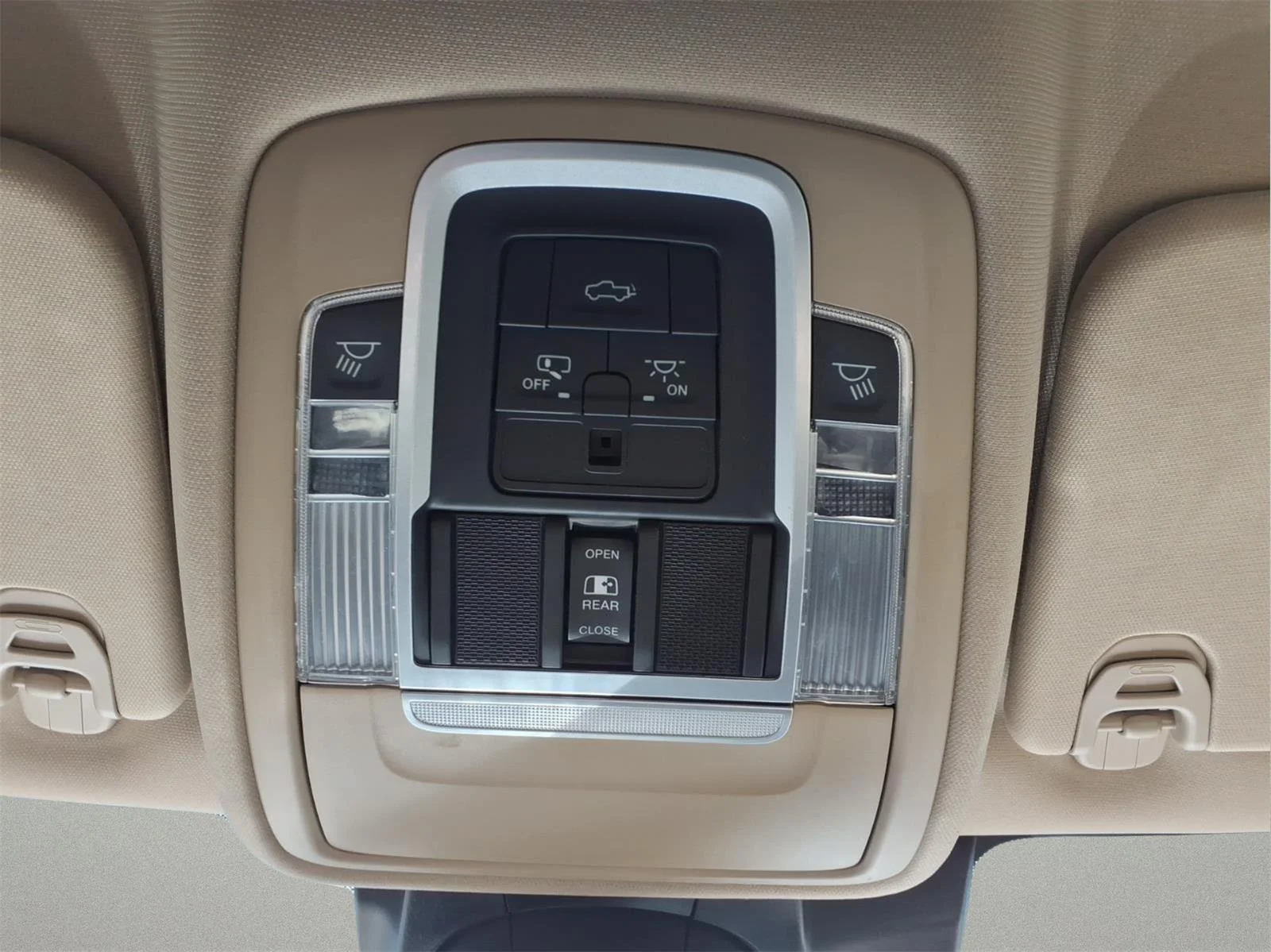Used 2021 Bright White Clearcoat Ram Laramie image 25