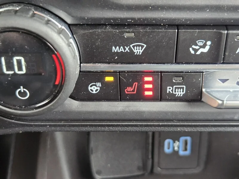 Used 2024 Cactus FORD WILDTRAK 4 DOOR ADVANCED 4X4 image 25