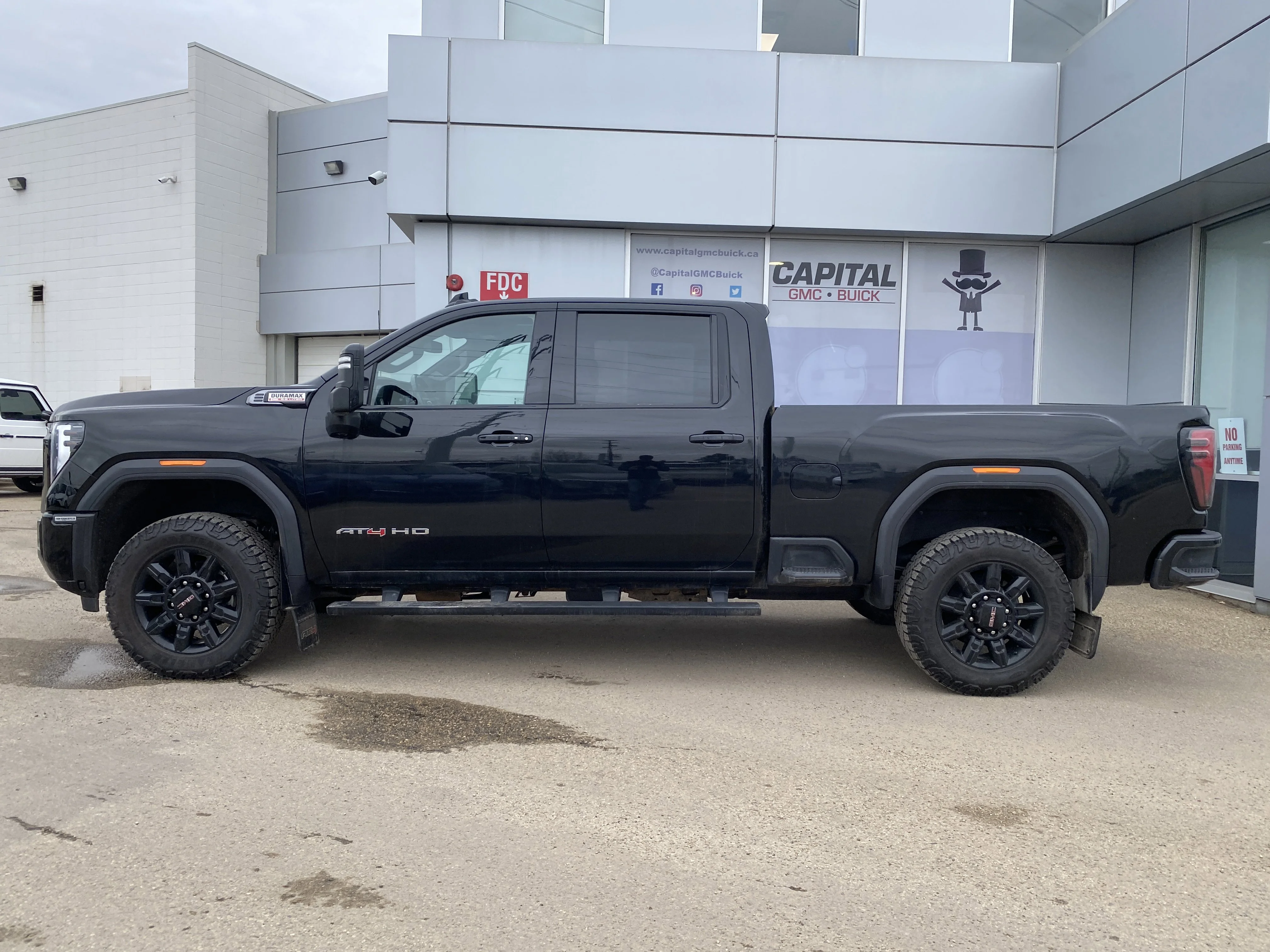 Certified Used 2025 Black GMC Crew Cab AT4 image 2