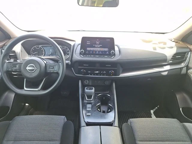 2023 Nissan Rogue SV - Photo 13