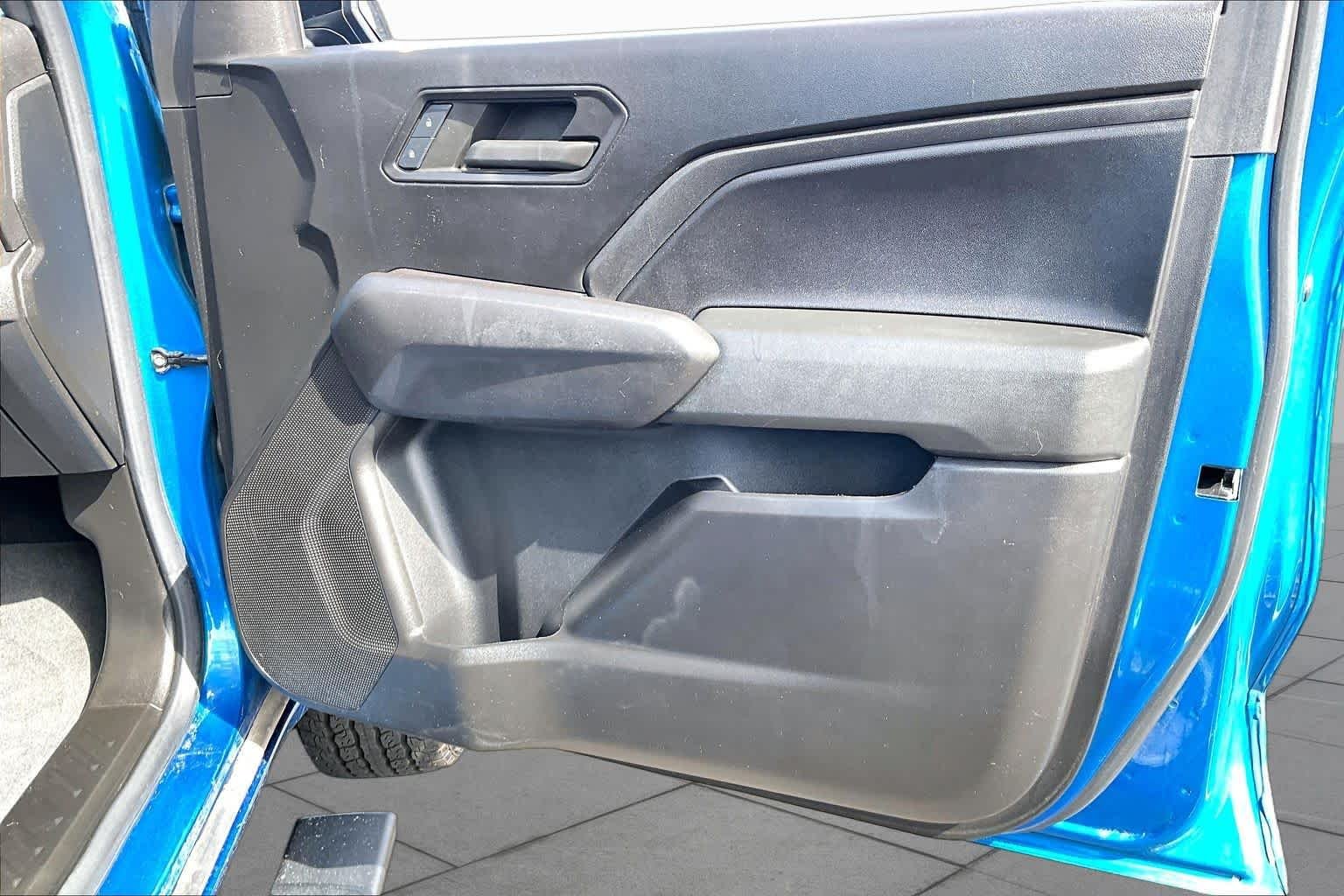 Used 2024 Glacier Blue Metallic Chevrolet 4WD Trail Boss image 20
