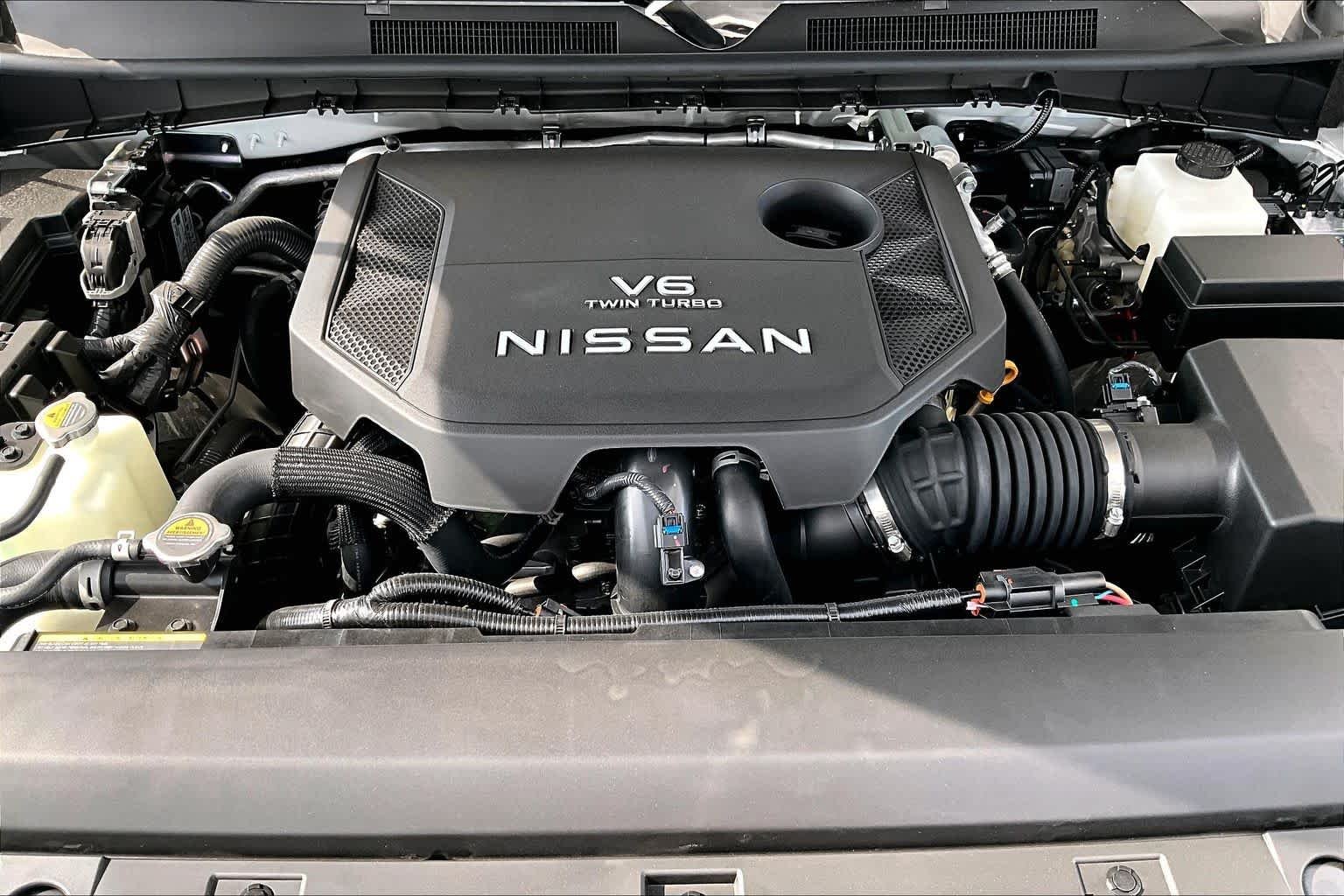 New 2026 Aspen White TriCoat Nissan SL image 16