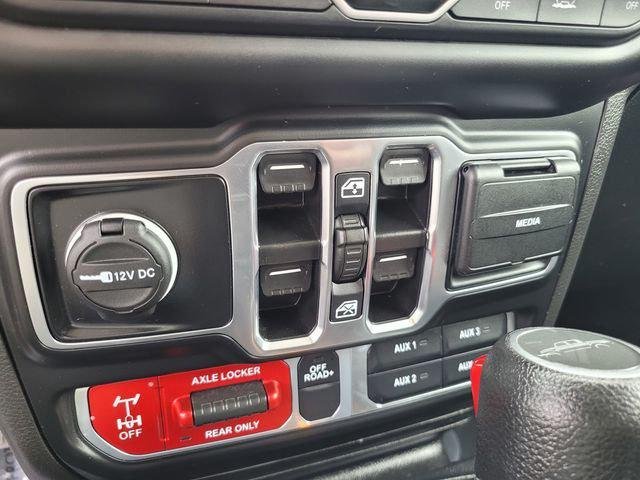 Used 2022 Beige Jeep Mojave image 25