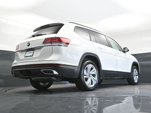 Used 2023  Volkswagen 3.6L V6 SE w/Technology image 28