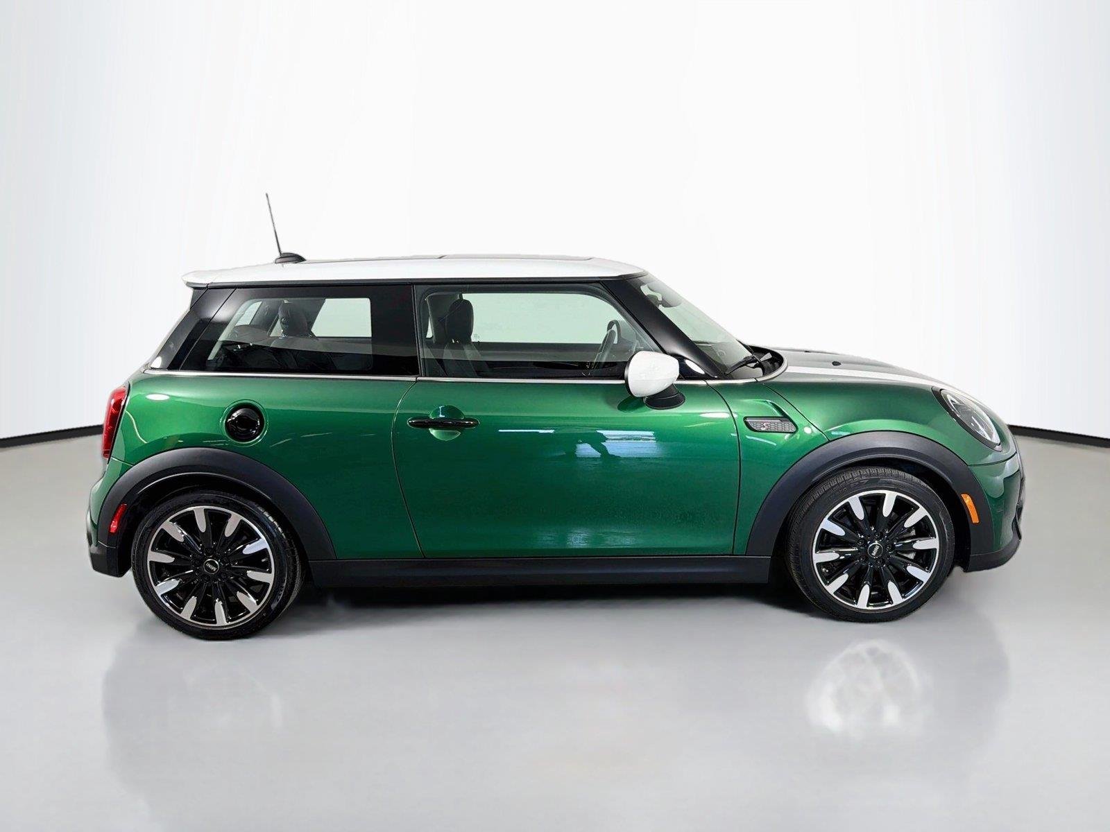 Used 2024  MINI Cooper S image 4