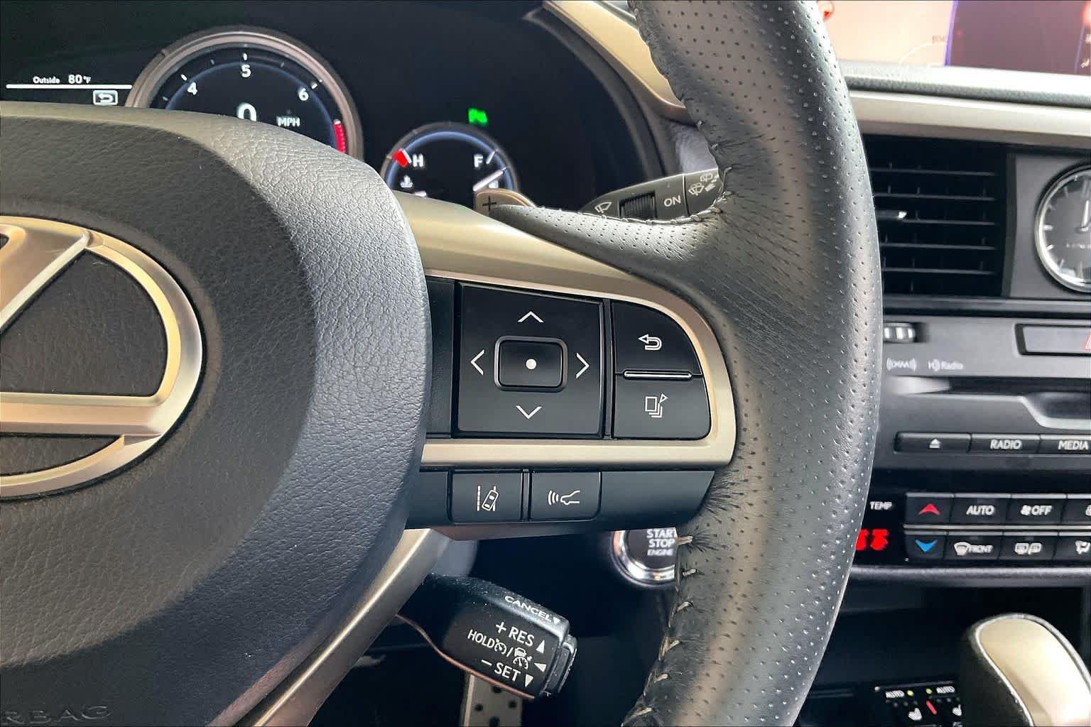 Used 2018 Ultra White Lexus  image 23