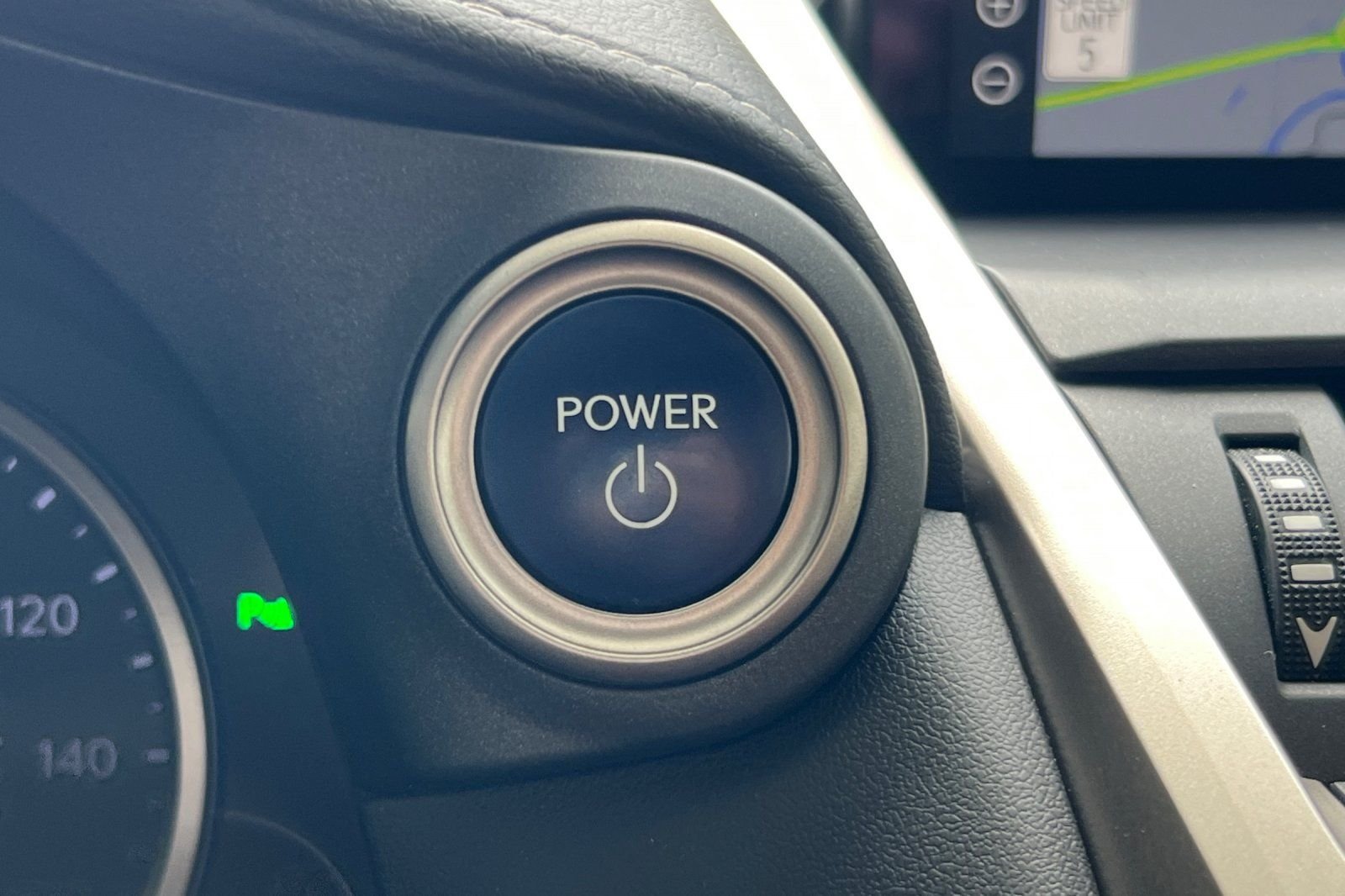 Used 2020 Silver Lexus 300h image 27