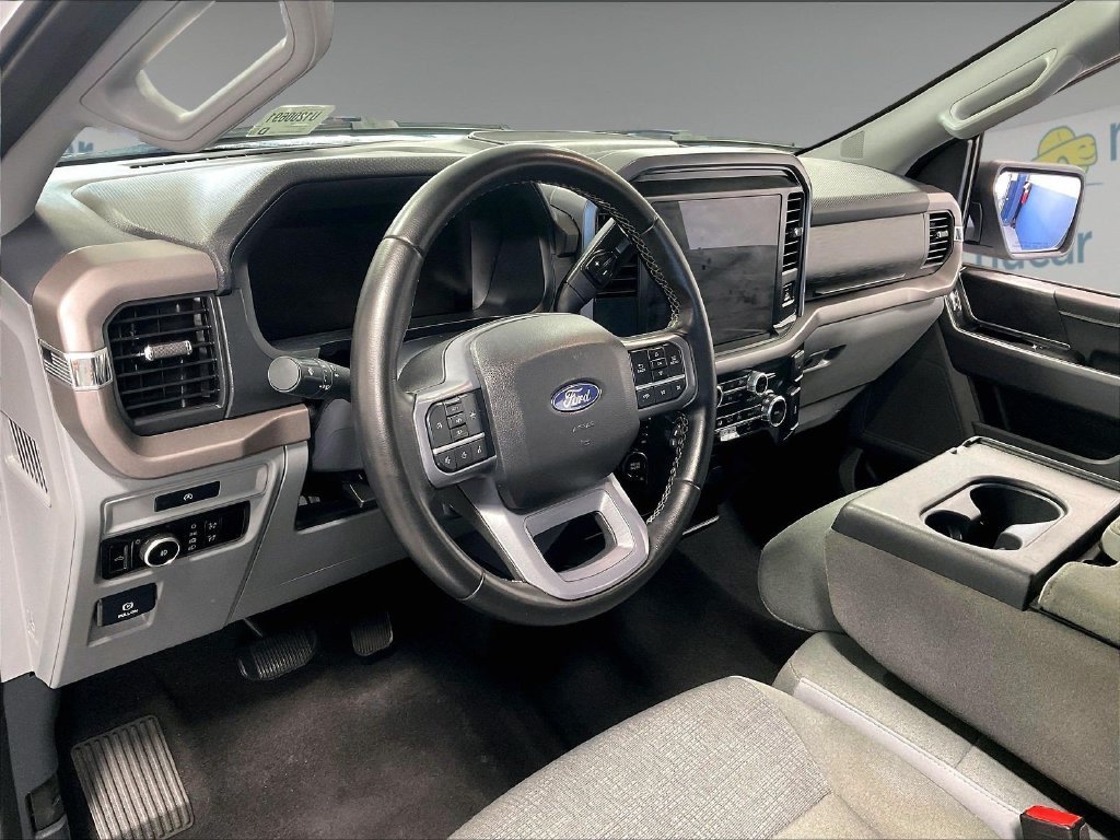 Used 2025 White Ford XLT image 8