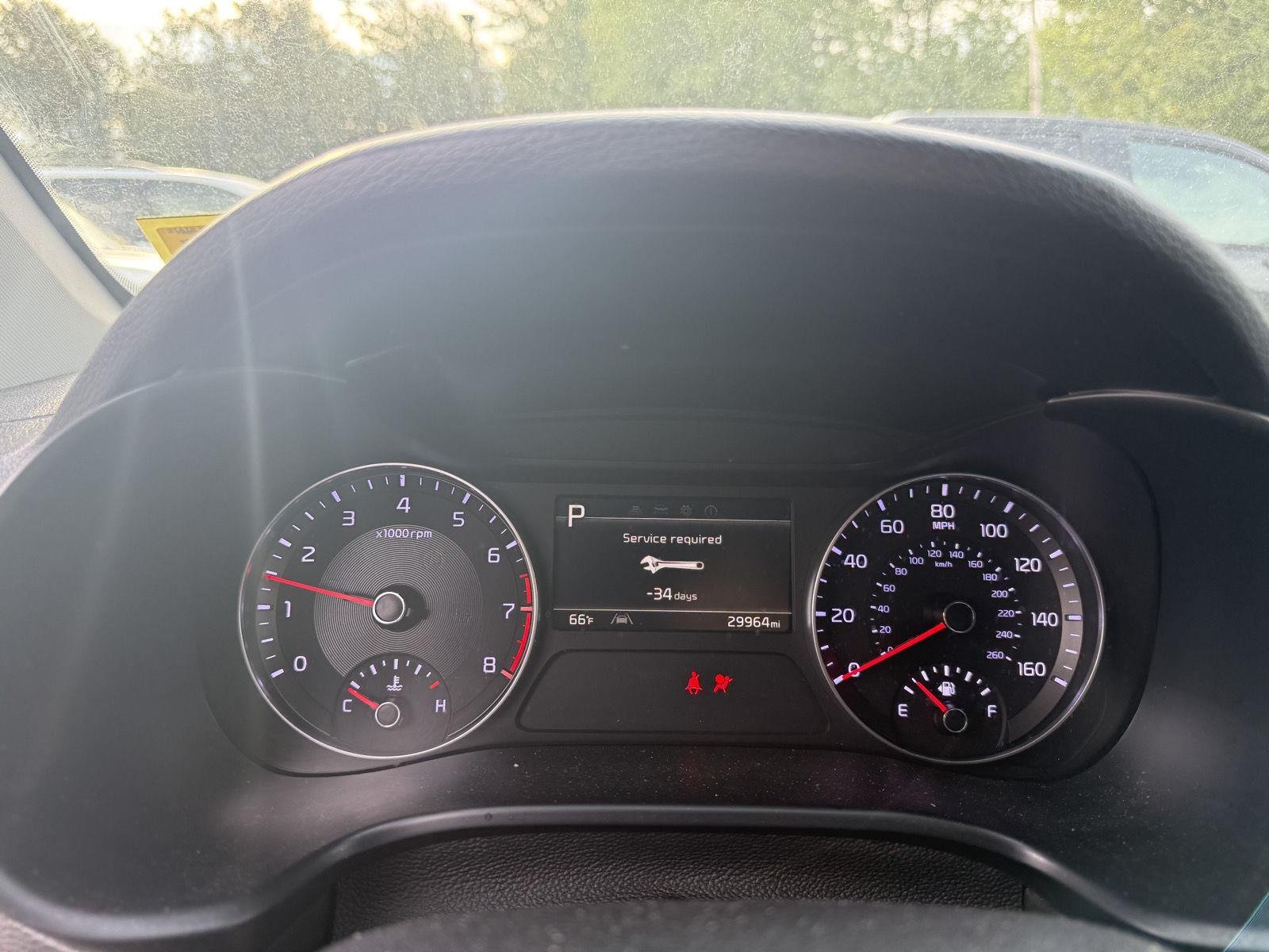 Used 2024 Gravity Gray Kia LXS image 10
