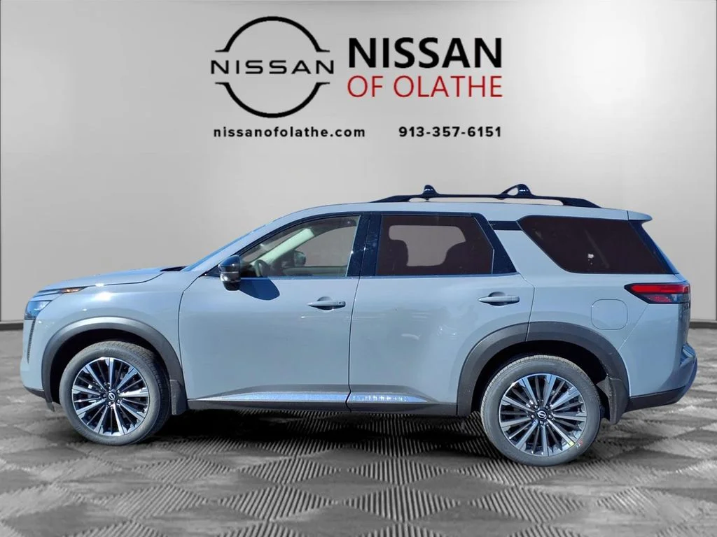 New 2026 Boulder Gray Pearl Nissan Platinum image 21