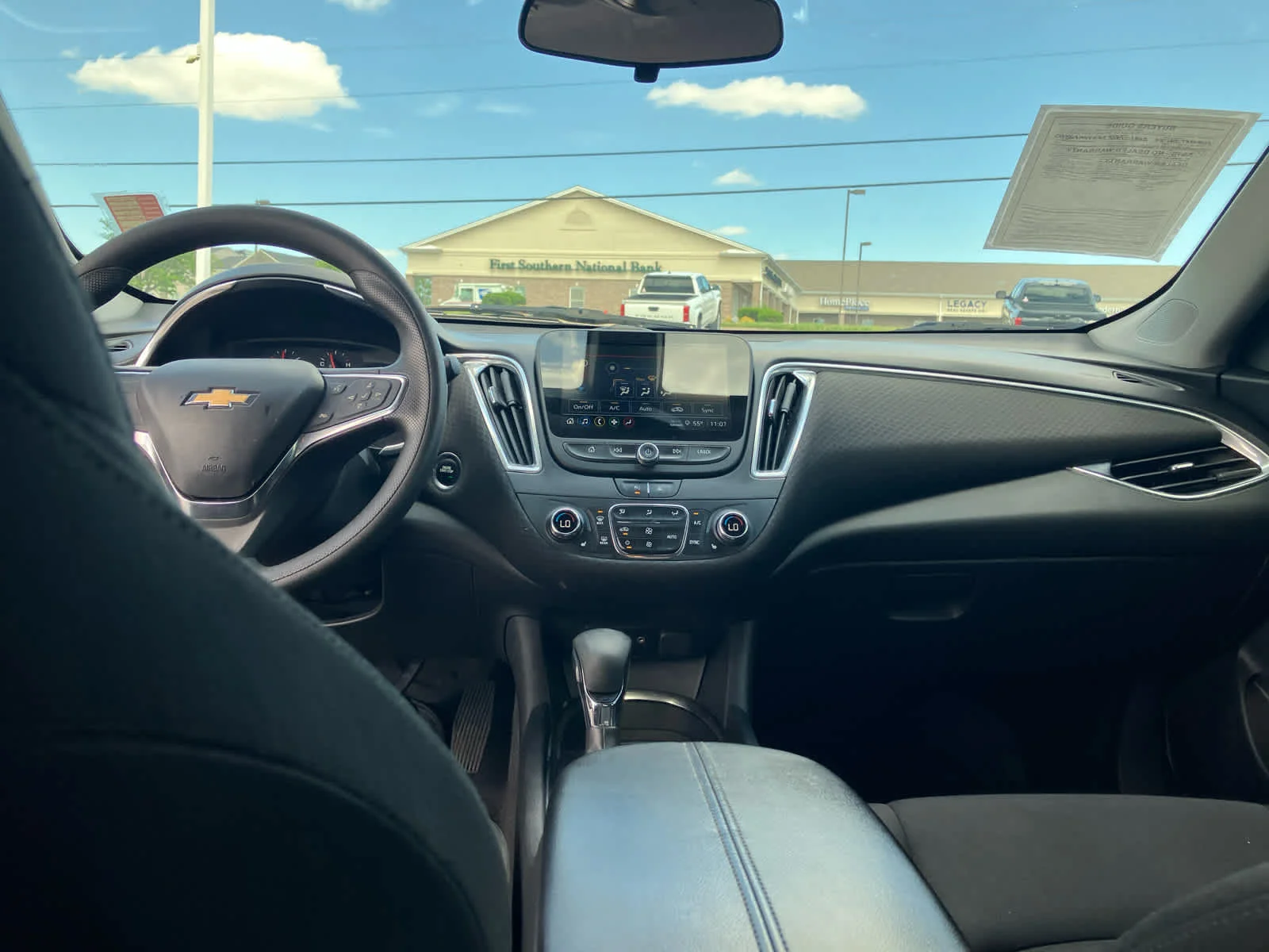 Used 2021 Summit White Chevrolet LT image 31