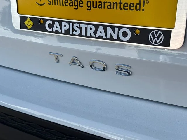 New 2026 Pure White Volkswagen 1.5T S image 10
