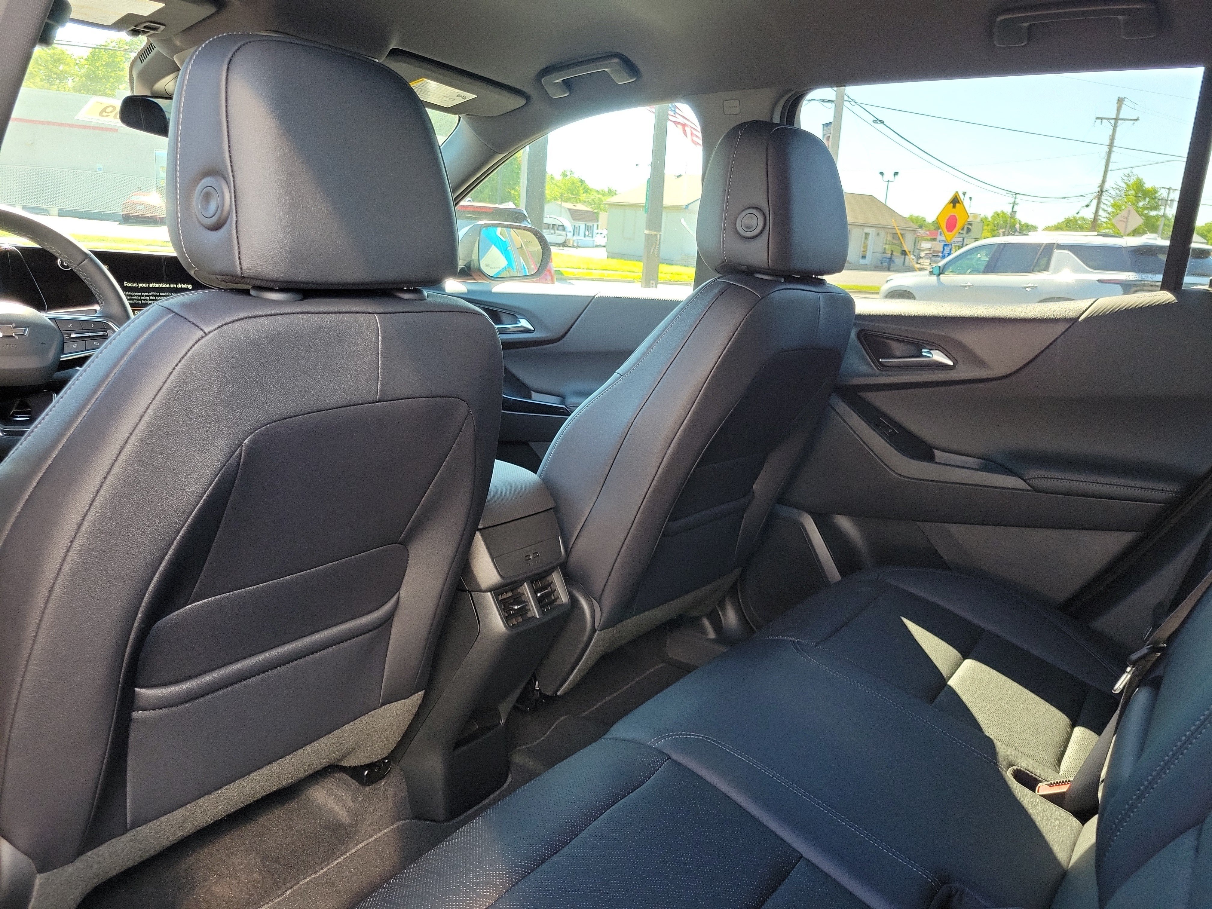 2026 Chevrolet Equinox LT - Photo 14