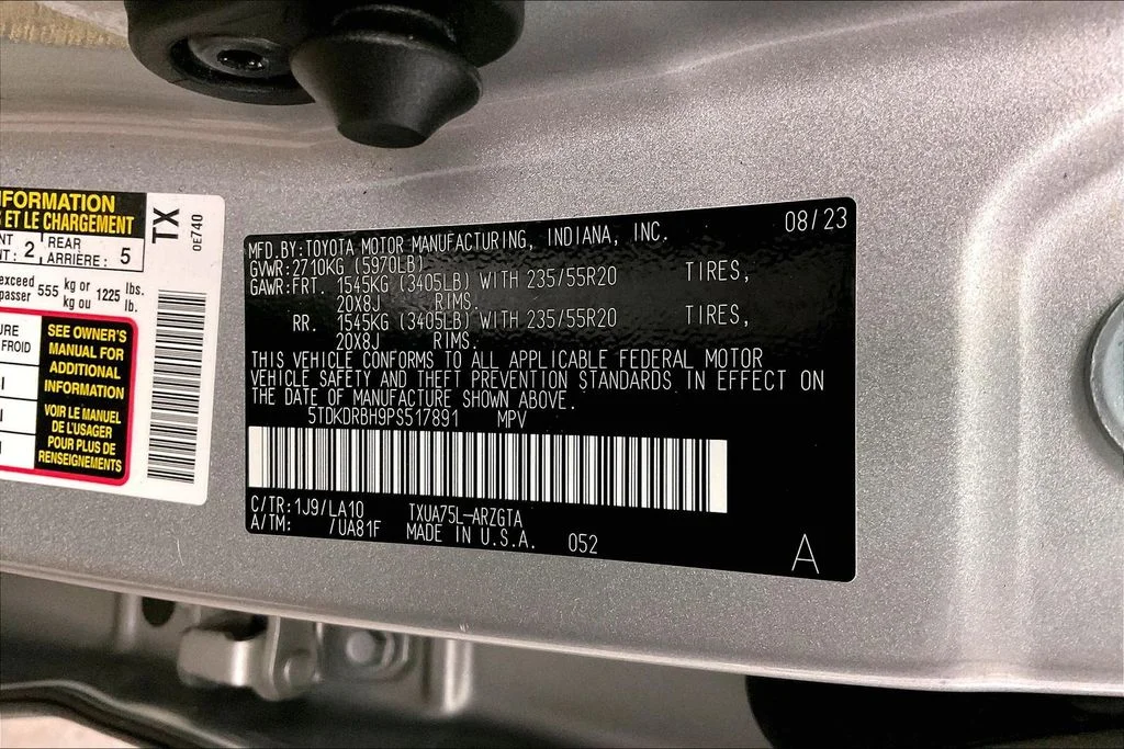 Certified Used 2023 Silver Toyota Platinum image 40
