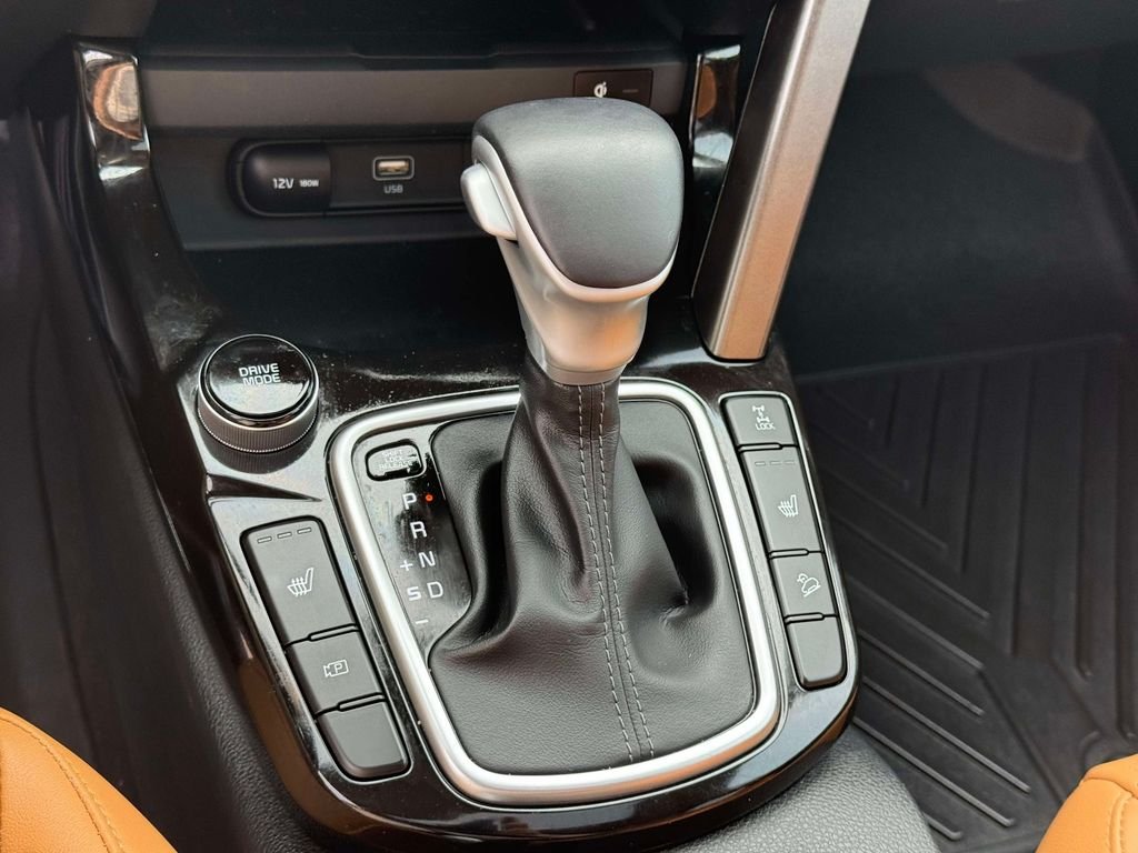 Used 2024 Black Kia EX image 28