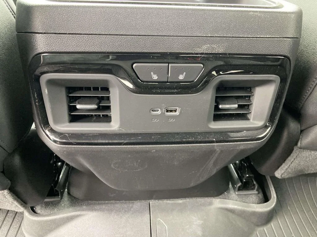 New 2026 Summit White GMC AT4 image 14