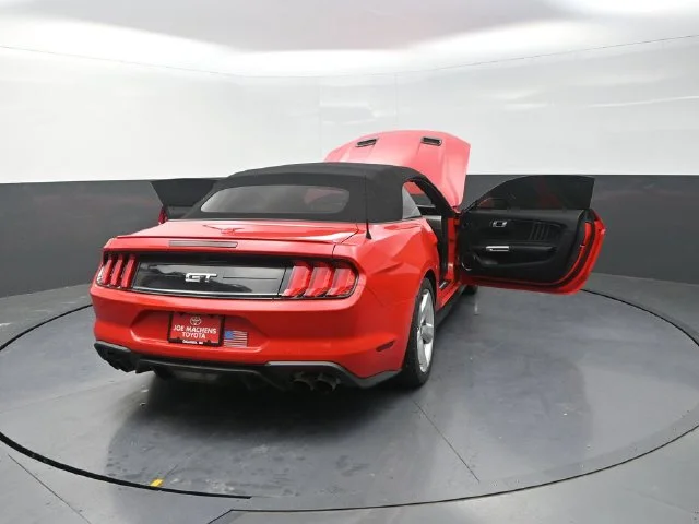 Used 2018 Red Ford GT Premium image 41