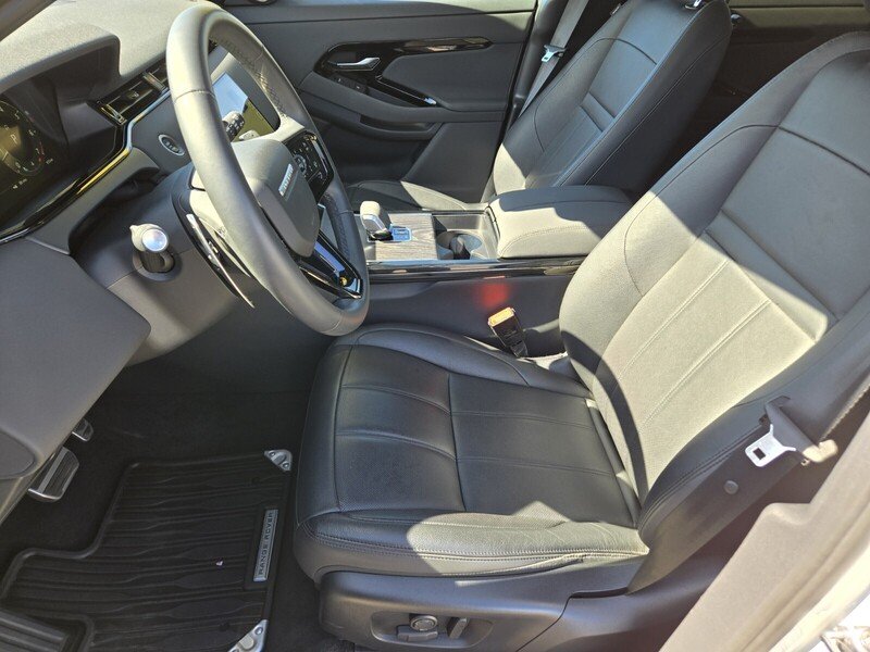 2024 Land Rover Range Rover Evoque Dynamic SE - Photo 10