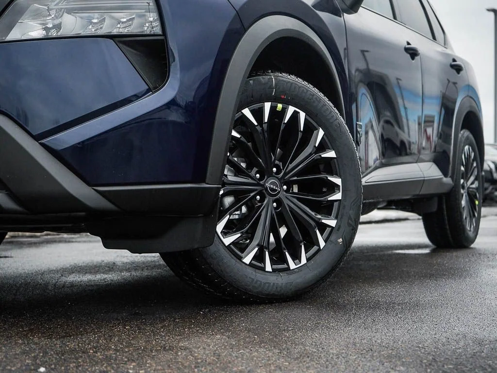 New 2026 Deep Ocean Blue Pearl Nissan Dark Armor image 6