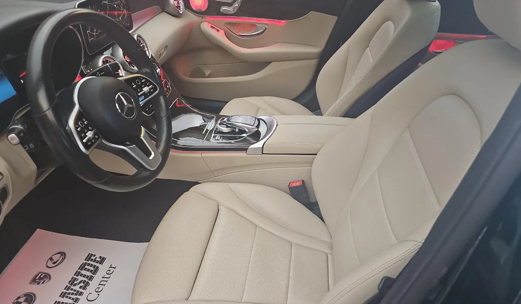 Used 2019  Mercedes-Benz C 300 image 12