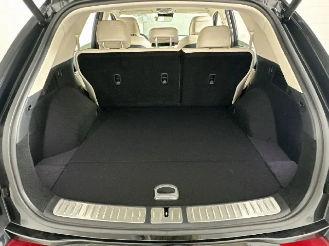 New 2027 Black Genesis 2.5T Select image 25