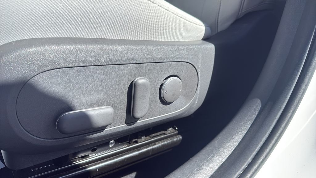 Certified Used 2024 White Hyundai SEL image 16