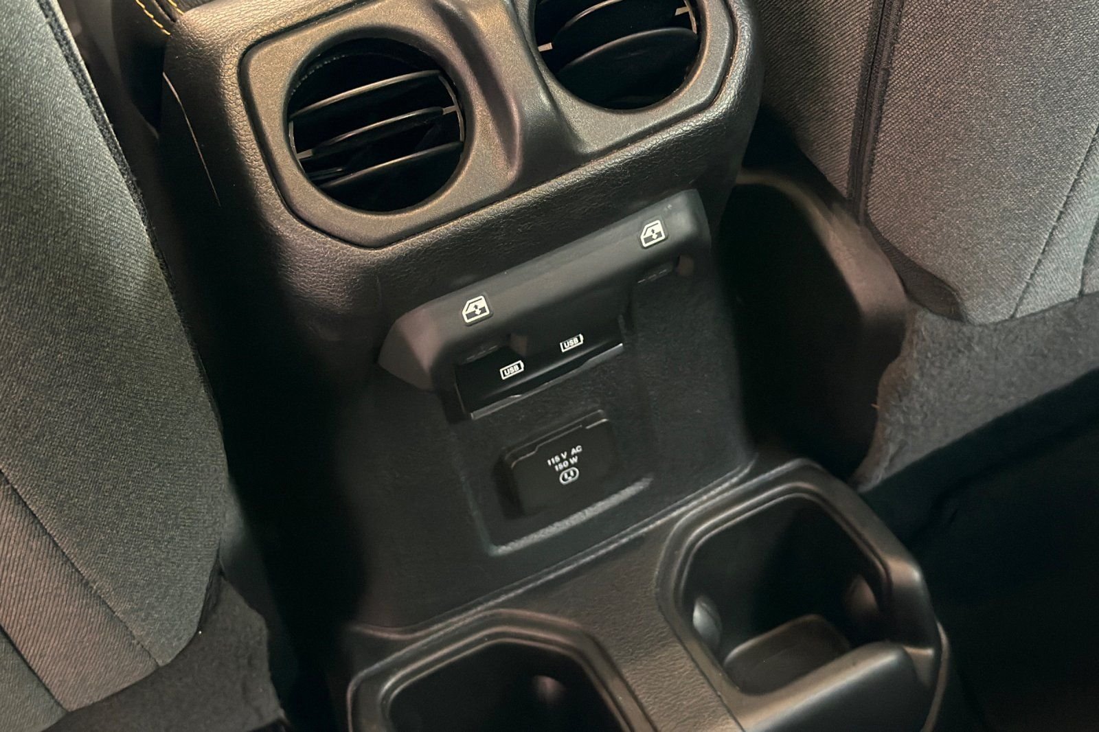 2024 Jeep Wrangler 4-Door Sahara - Photo 17