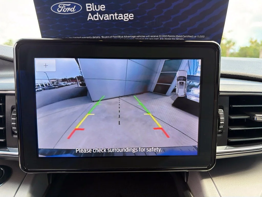 Certified Used 2023 Agate Black Metallic Ford XLT image 29