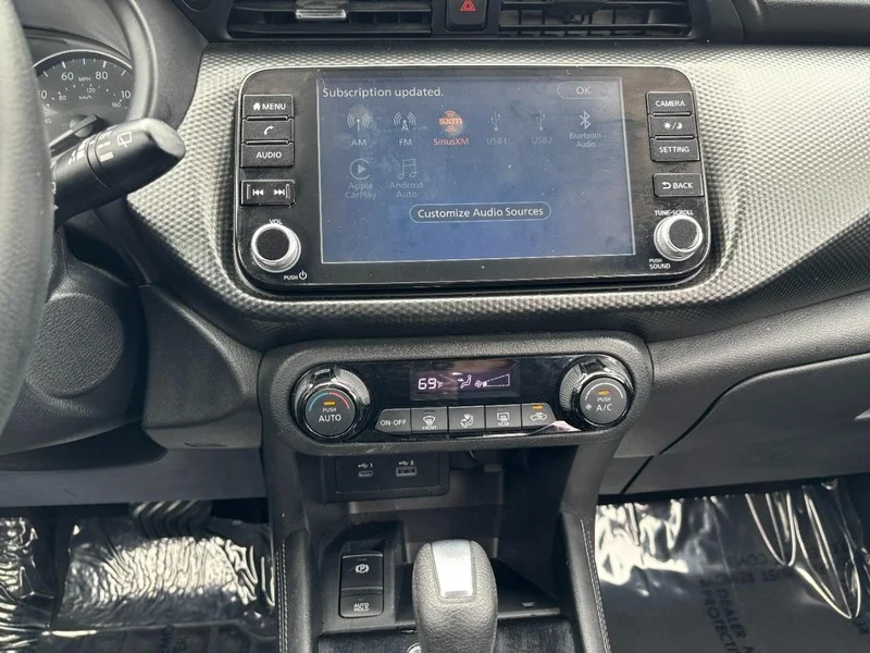 Used 2022 Boulder Gray Pearl Nissan SV image 15