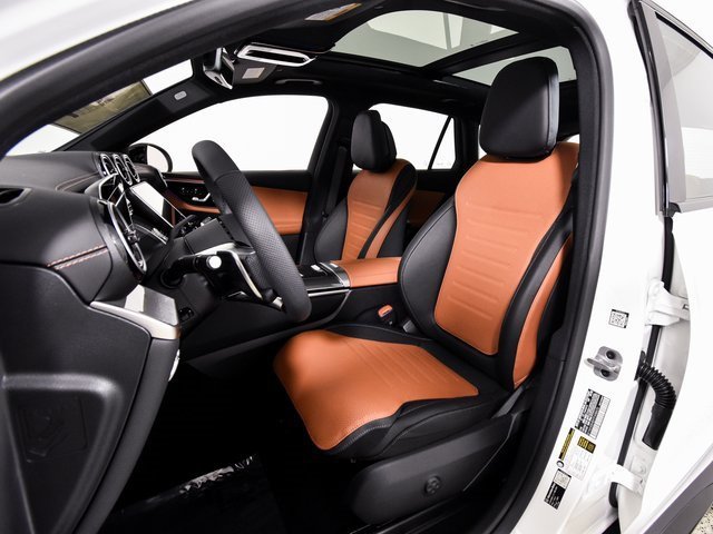 New 2026 Polar White Mercedes-Benz GLC 43 AMG® image 70