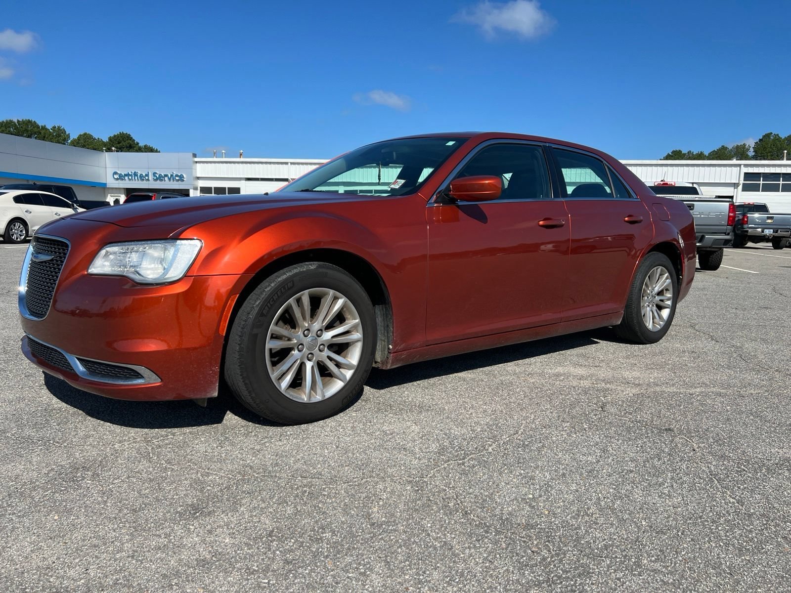 2020 Chrysler 300 Touring L's photo