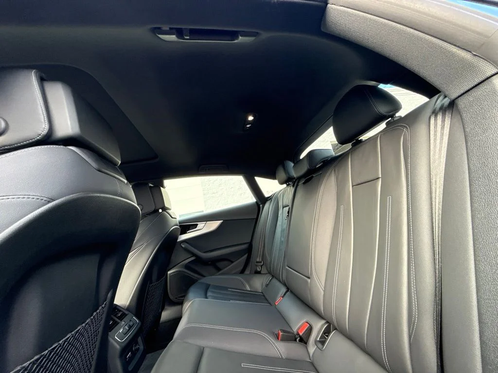 Used 2025 Daytona Gray Pearl Effect Audi 45 S line Premium image 33