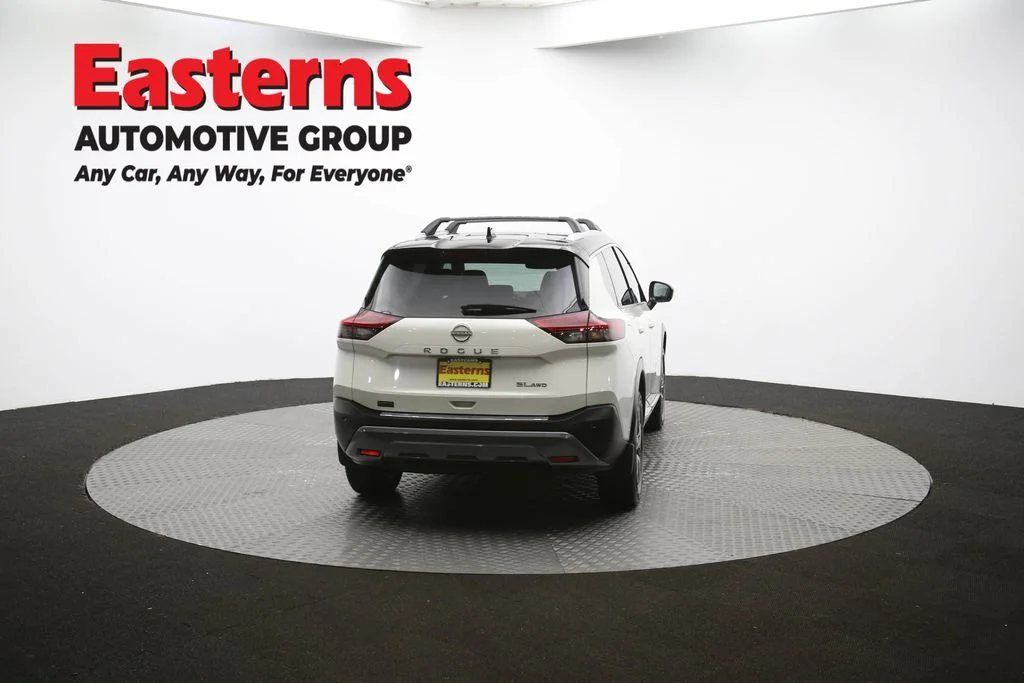 Used 2023 White Nissan SL image 42