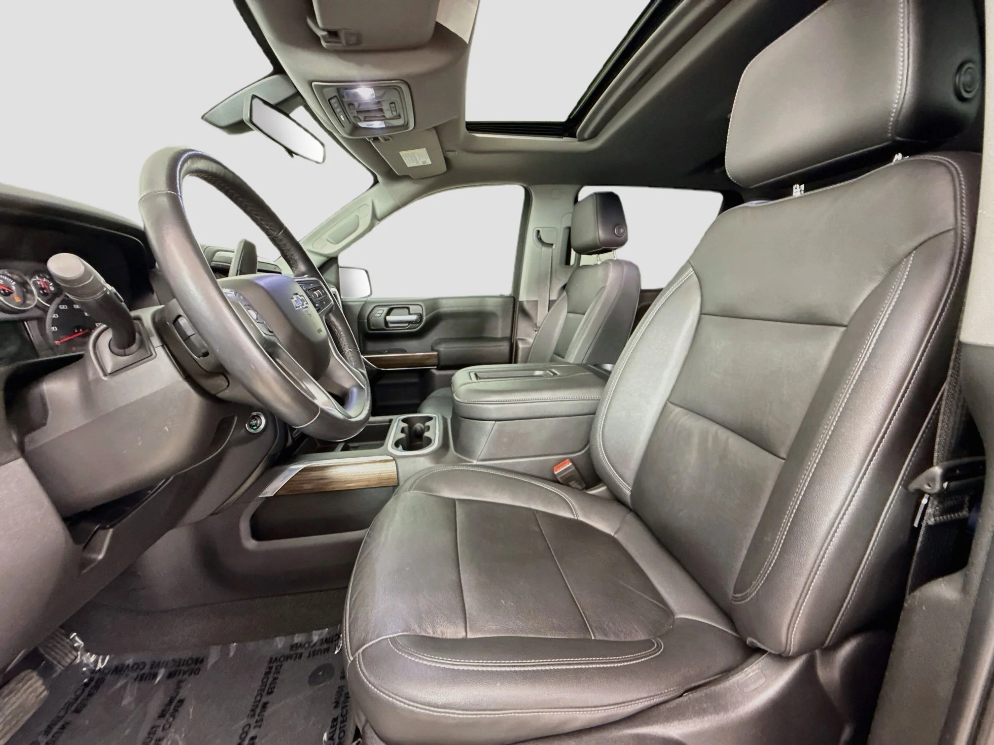 Used 2021 SHADOW GRAY METALLIC Chevrolet RST image 22
