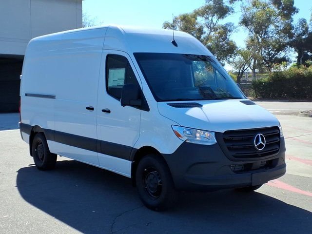 New 2026 Arctic White Mercedes-Benz Cargo 144 WB image 17