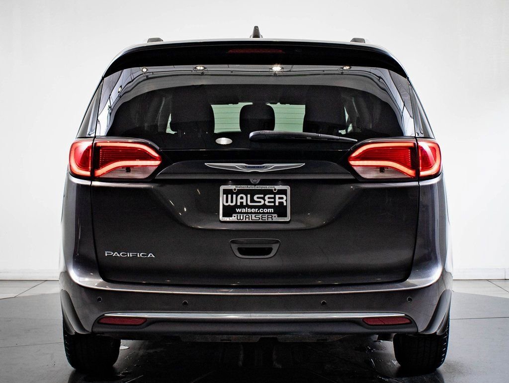 2019 Chrysler Pacifica Touring L - Photo 9