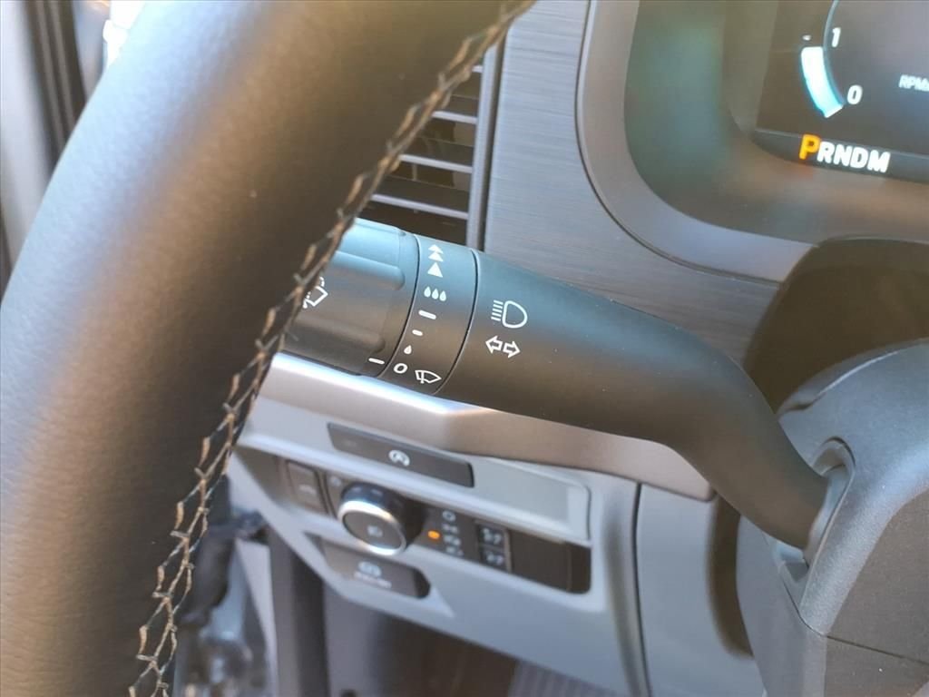 2025 FORD F-150 - Image 17