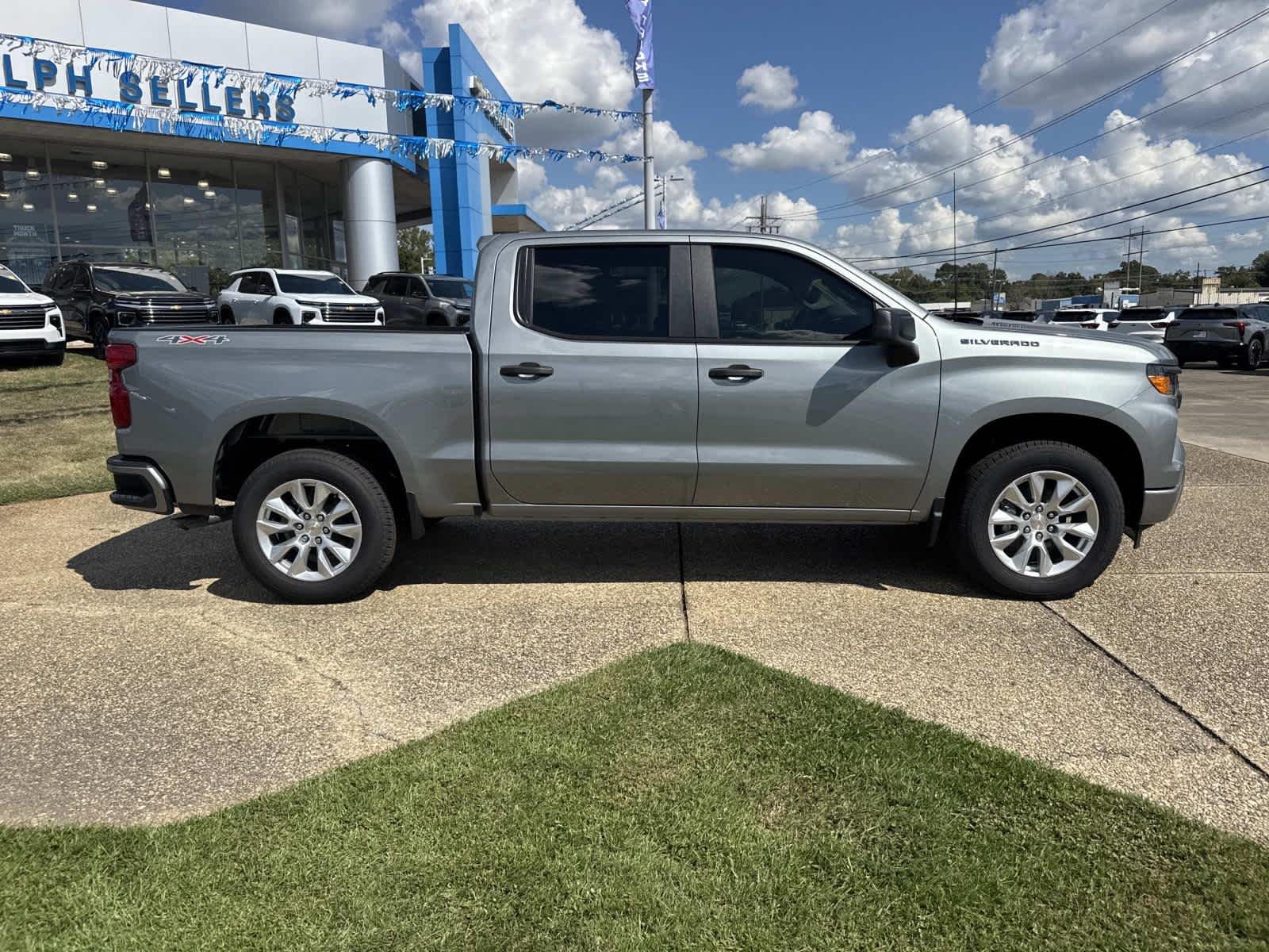 2026 Chevrolet Silverado 1500 Custom - Photo 6
