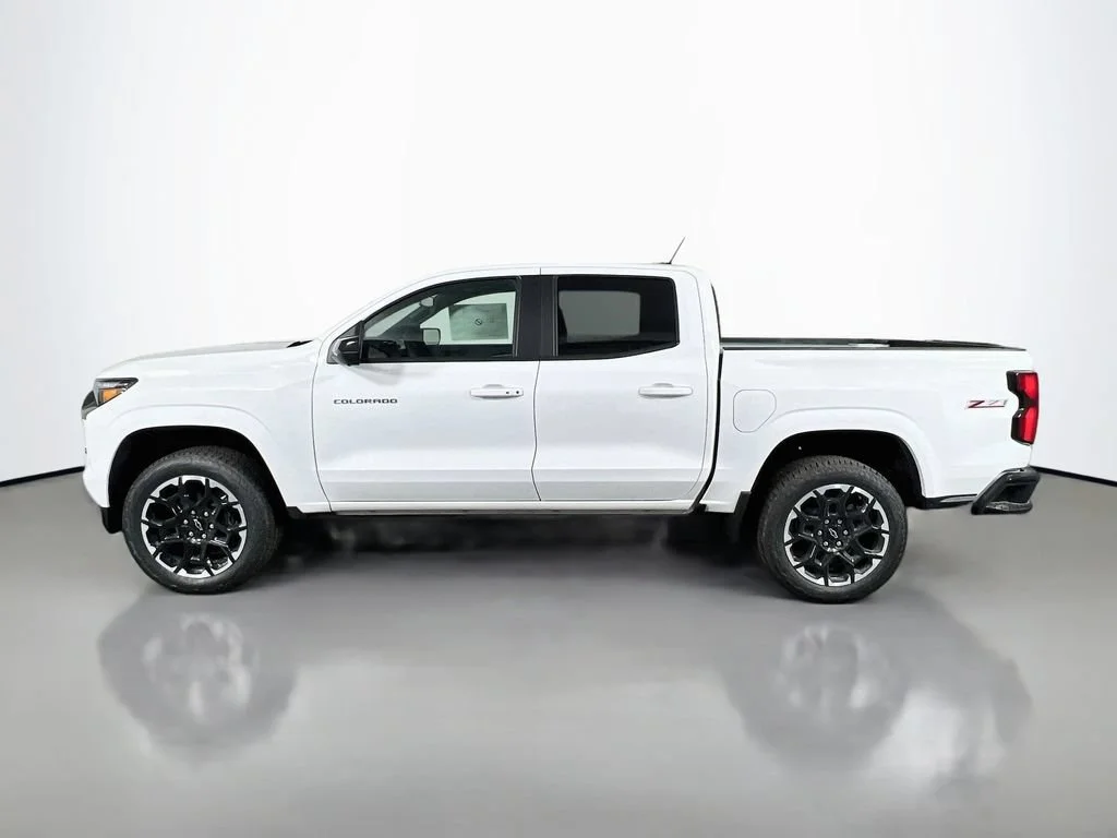 New 2026 Summit White Chevrolet Z71 image 8