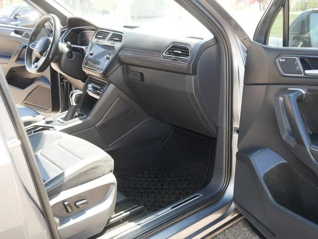 Used 2023 Gray Volkswagen 2.0T SEL R-Line image 19