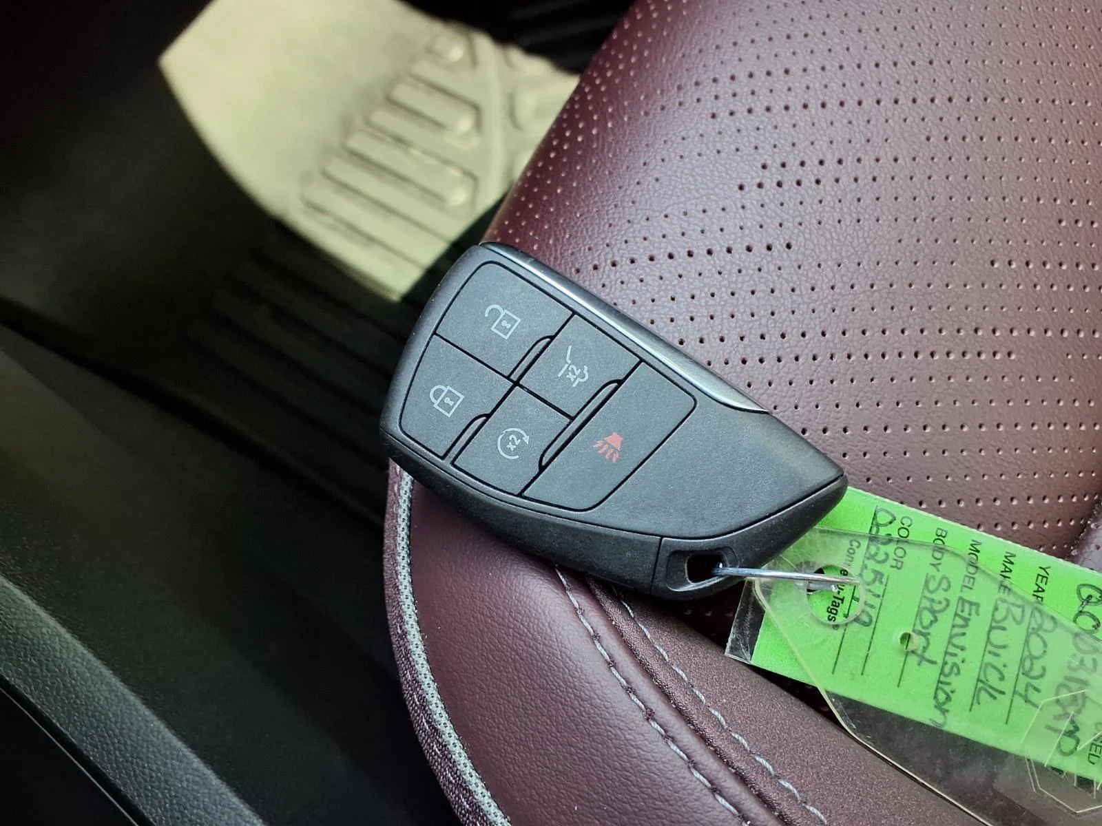 Used 2024 Summit White Buick Sport Touring image 12